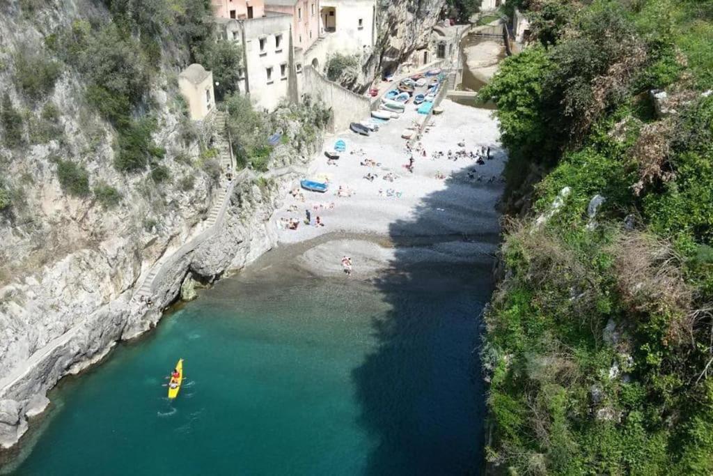 Amalfi Rooms Duoglio Beach -Amazing Seaview المظهر الخارجي الصورة