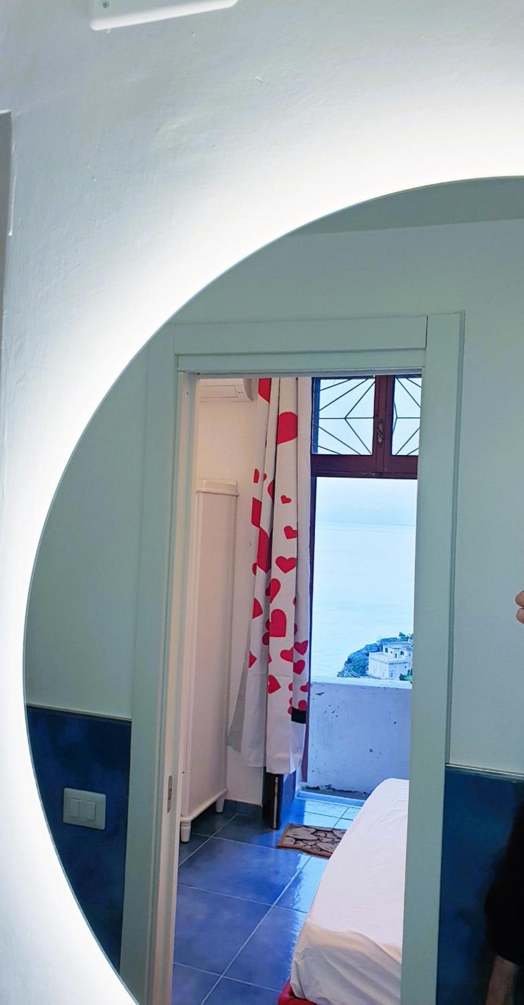 Amalfi Rooms Duoglio Beach -Amazing Seaview المظهر الخارجي الصورة